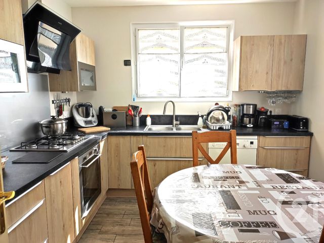 maison à vendre - 5 pièces - 96.0 m2 - COSNE COURS SUR LOIRE - 58 - BOURGOGNE - Century 21 Agence Ducreux