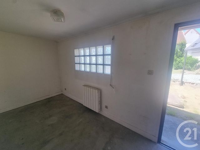 maison à vendre - 4 pièces - 70.0 m2 - COUARGUES - 18 - CENTRE - Century 21 Agence Ducreux