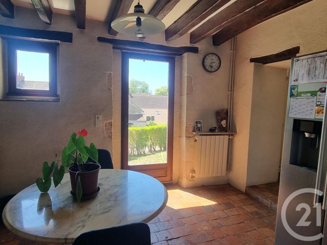 maison à vendre - 8 pièces - 187.0 m2 - ST MARTIN SUR NOHAIN - 58 - BOURGOGNE - Century 21 Agence Ducreux