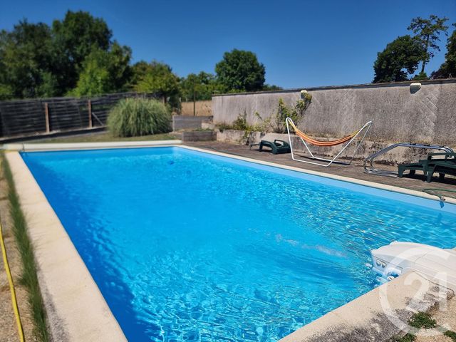 maison à vendre - 8 pièces - 187.0 m2 - ST MARTIN SUR NOHAIN - 58 - BOURGOGNE - Century 21 Agence Ducreux