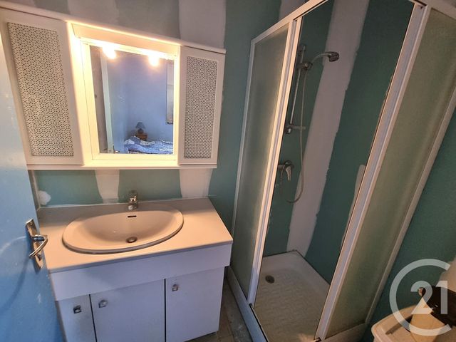 maison à vendre - 6 pièces - 120.0 m2 - LE NOYER - 18 - CENTRE - Century 21 Agence Ducreux