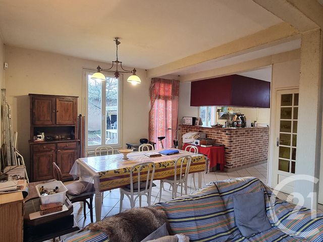 maison à vendre - 6 pièces - 120.0 m2 - LE NOYER - 18 - CENTRE - Century 21 Agence Ducreux