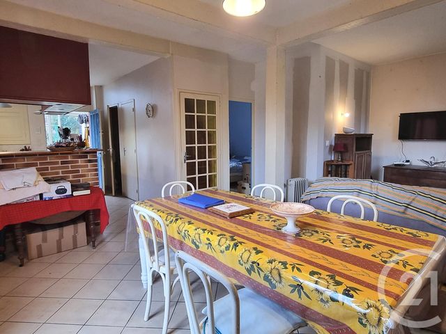 maison à vendre - 6 pièces - 120.0 m2 - LE NOYER - 18 - CENTRE - Century 21 Agence Ducreux