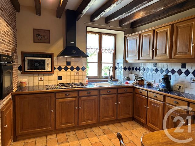 maison à vendre - 10 pièces - 251.0 m2 - SUILLY LA TOUR - 58 - BOURGOGNE - Century 21 Agence Ducreux