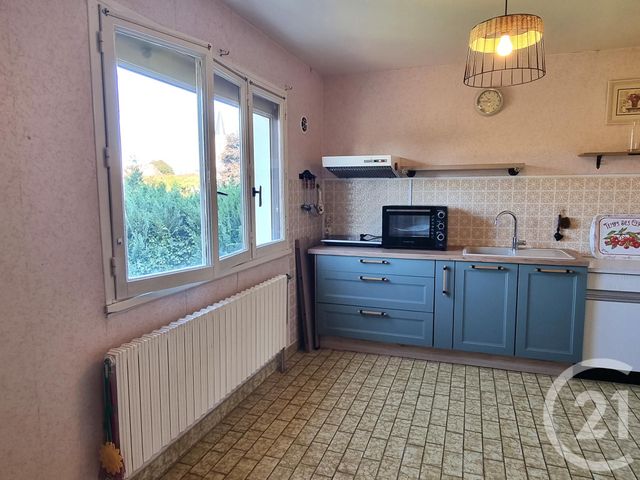 maison à vendre - 6 pièces - 150.0 m2 - JALOGNES - 18 - CENTRE - Century 21 Agence Ducreux