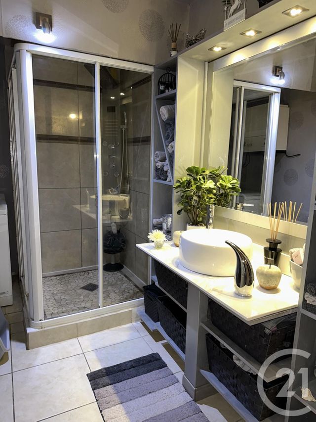 maison à vendre - 6 pièces - 180.2 m2 - SURY ES BOIS - 18 - CENTRE - Century 21 Agence Ducreux