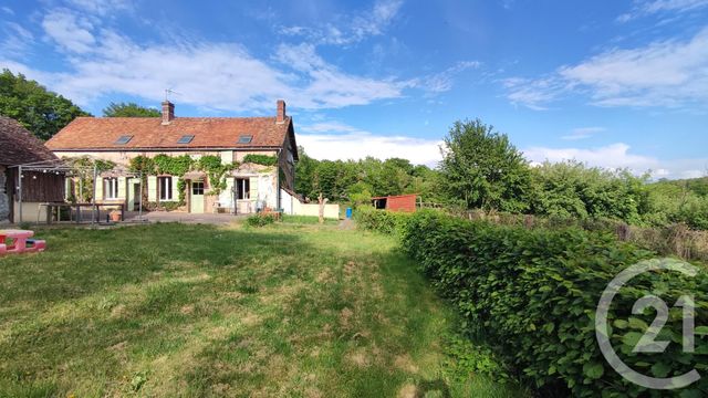 maison à vendre - 6 pièces - 122.7 m2 - MOUTIERS EN PUISAYE - 89 - BOURGOGNE - Century 21 Agence Ducreux