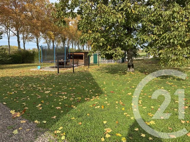 maison à vendre - 4 pièces - 100.0 m2 - MESVES SUR LOIRE - 58 - BOURGOGNE - Century 21 Agence Ducreux