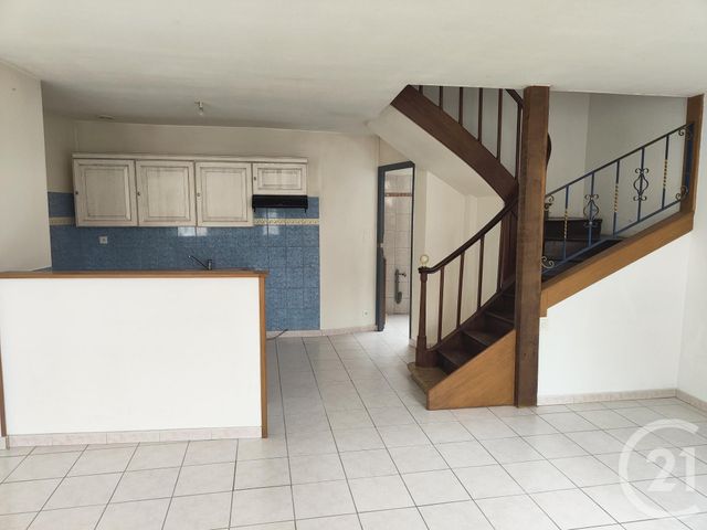 maison à vendre - 4 pièces - 68.5 m2 - COSNE COURS SUR LOIRE - 58 - BOURGOGNE - Century 21 Agence Ducreux