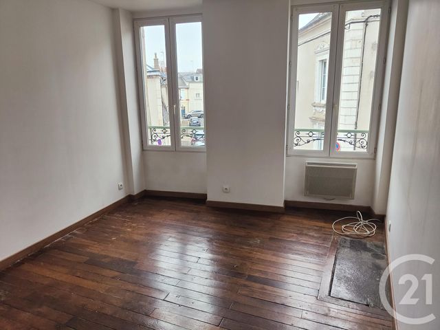 maison à vendre - 4 pièces - 68.5 m2 - COSNE COURS SUR LOIRE - 58 - BOURGOGNE - Century 21 Agence Ducreux