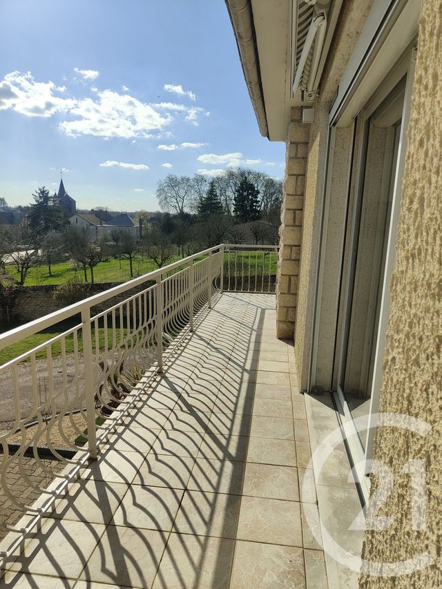 maison à vendre - 5 pièces - 118.7 m2 - MESVES SUR LOIRE - 58 - BOURGOGNE - Century 21 Agence Ducreux