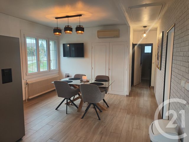 maison à vendre - 5 pièces - 118.7 m2 - MESVES SUR LOIRE - 58 - BOURGOGNE - Century 21 Agence Ducreux