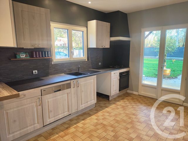 maison à vendre - 3 pièces - 60.0 m2 - COSNE COURS SUR LOIRE - 58 - BOURGOGNE - Century 21 Agence Ducreux