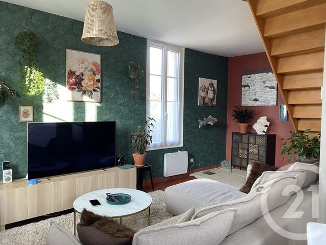 maison à vendre - 2 pièces - 62.0 m2 - VINON - 18 - CENTRE - Century 21 Agence Ducreux