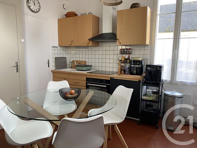 maison à vendre - 2 pièces - 62.0 m2 - VINON - 18 - CENTRE - Century 21 Agence Ducreux