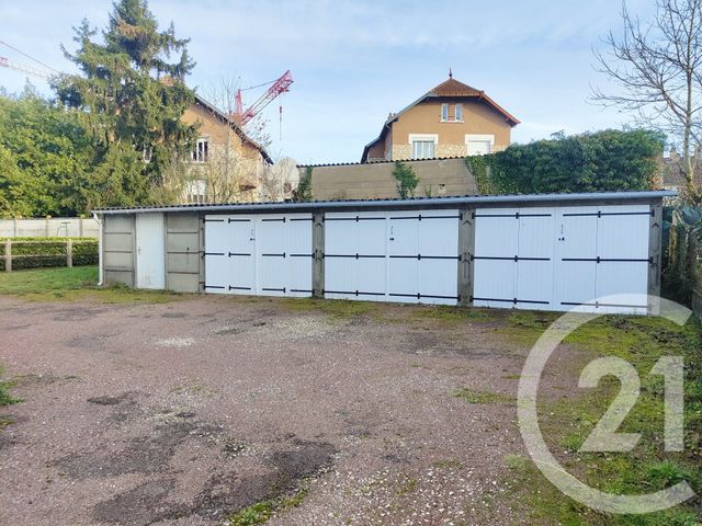 Appartement T3 à vendre - 4 pièces - 58.4 m2 - COSNE COURS SUR LOIRE - 58 - BOURGOGNE - Century 21 Agence Ducreux