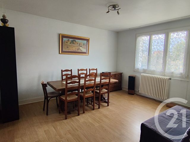 Appartement T3 à vendre - 4 pièces - 60.0 m2 - COSNE COURS SUR LOIRE - 58 - BOURGOGNE - Century 21 Agence Ducreux