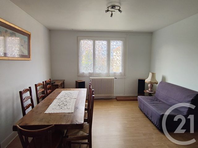 Appartement T3 à vendre - 4 pièces - 60.0 m2 - COSNE COURS SUR LOIRE - 58 - BOURGOGNE - Century 21 Agence Ducreux