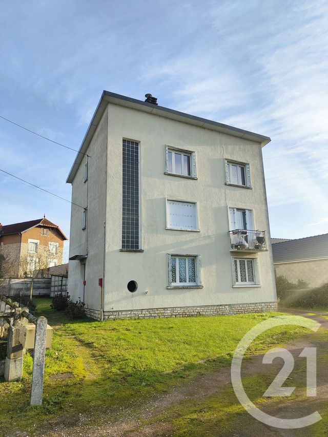Appartement T3 à vendre - 4 pièces - 60.0 m2 - COSNE COURS SUR LOIRE - 58 - BOURGOGNE - Century 21 Agence Ducreux
