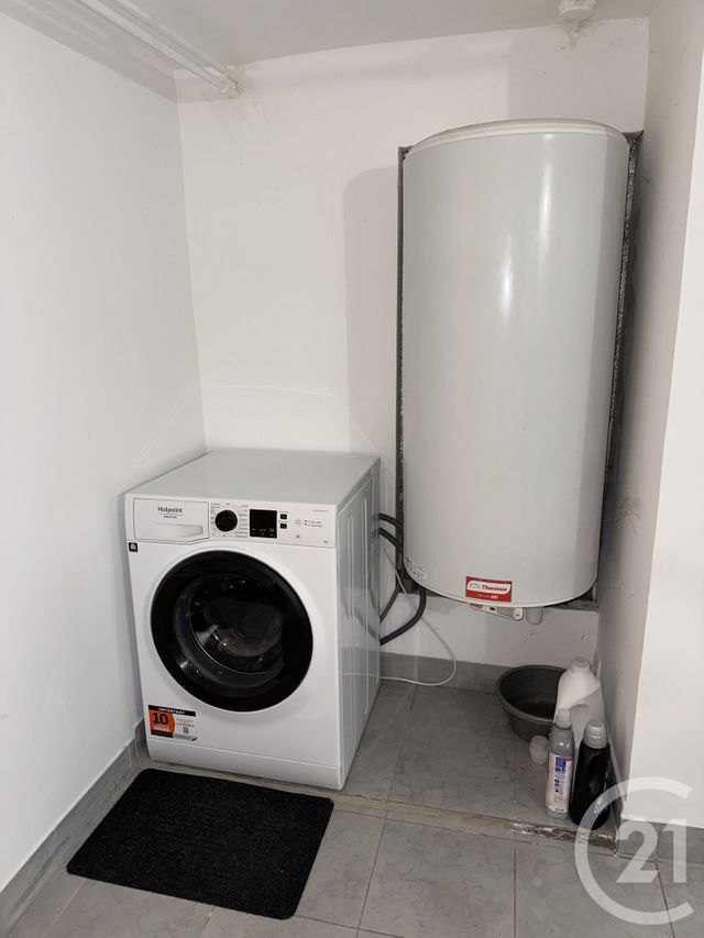 maison à vendre - 6 pièces - 134.7 m2 - COSNE COURS SUR LOIRE - 58 - BOURGOGNE - Century 21 Agence Ducreux