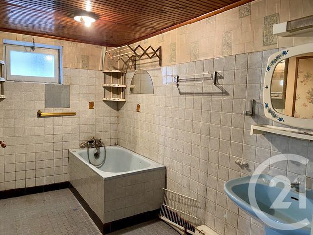 maison à vendre - 4 pièces - 90.0 m2 - ST AMAND EN PUISAYE - 58 - BOURGOGNE - Century 21 Agence Ducreux