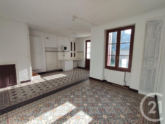 maison à vendre - 7 pièces - 133.0 m2 - ST AMAND EN PUISAYE - 58 - BOURGOGNE - Century 21 Agence Ducreux