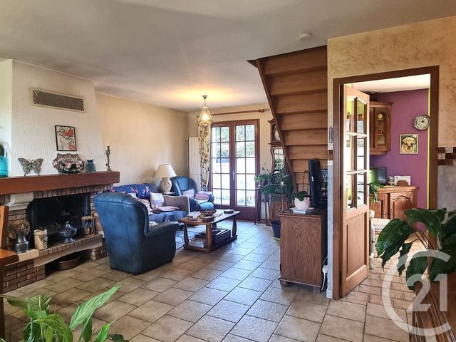 maison à vendre - 6 pièces - 127.0 m2 - ST SATUR - 18 - CENTRE - Century 21 Agence Ducreux