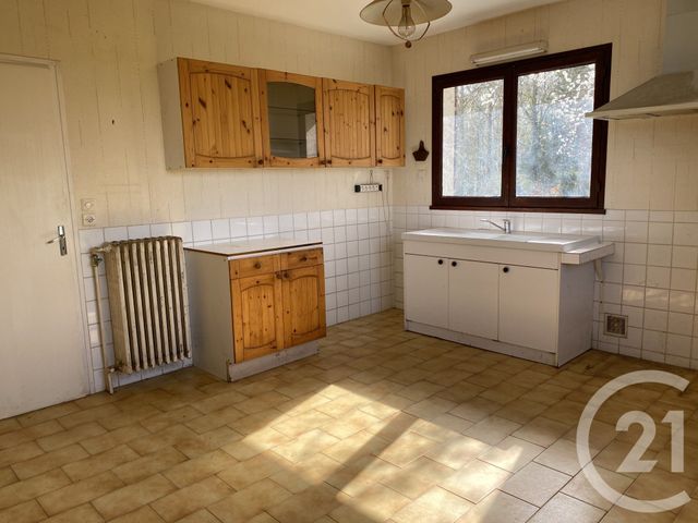 maison à vendre - 8 pièces - 202.0 m2 - BANNAY - 18 - CENTRE - Century 21 Agence Ducreux