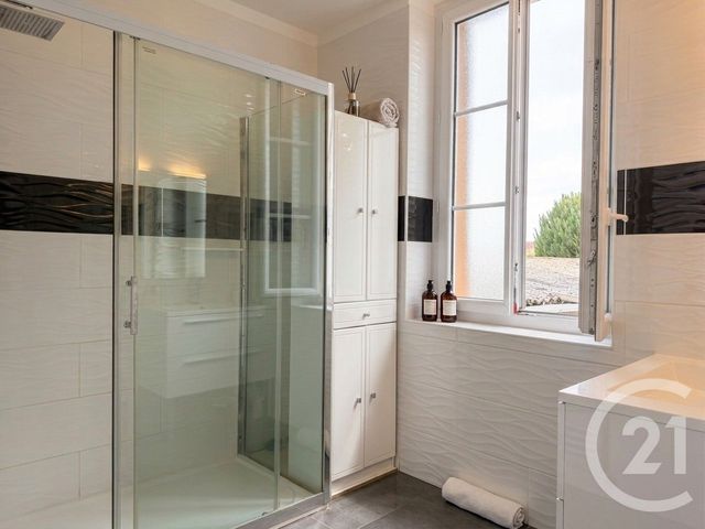 maison à vendre - 5 pièces - 106.0 m2 - LA CHARITE SUR LOIRE - 58 - BOURGOGNE - Century 21 Agence Ducreux