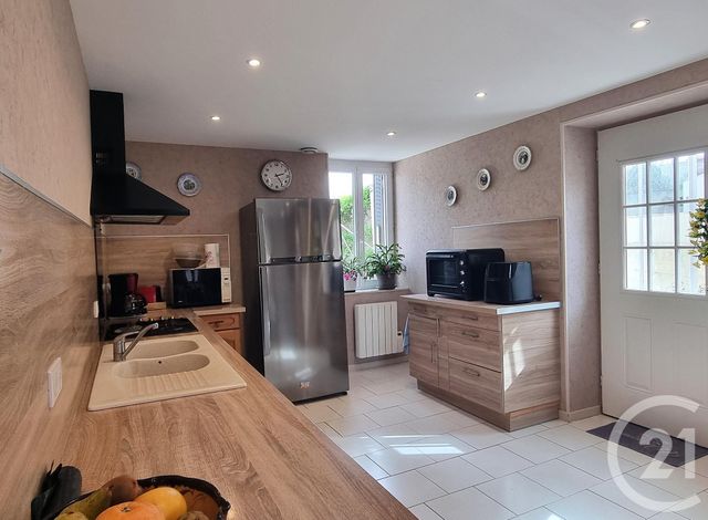 maison à vendre - 4 pièces - 115.0 m2 - SAVIGNY EN SANCERRE - 18 - CENTRE - Century 21 Agence Ducreux