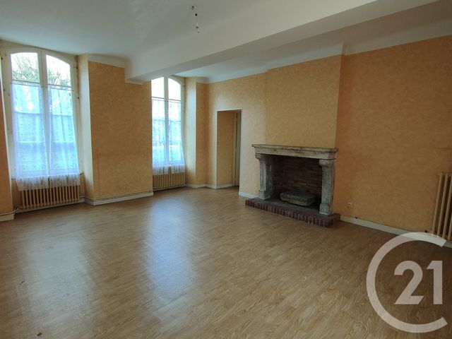 Appartement F2 à vendre - 4 pièces - 82.0 m2 - COSNE COURS SUR LOIRE - 58 - BOURGOGNE - Century 21 Agence Ducreux