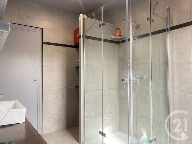 maison à vendre - 4 pièces - 77.0 m2 - COSNE COURS SUR LOIRE - 58 - BOURGOGNE - Century 21 Agence Ducreux