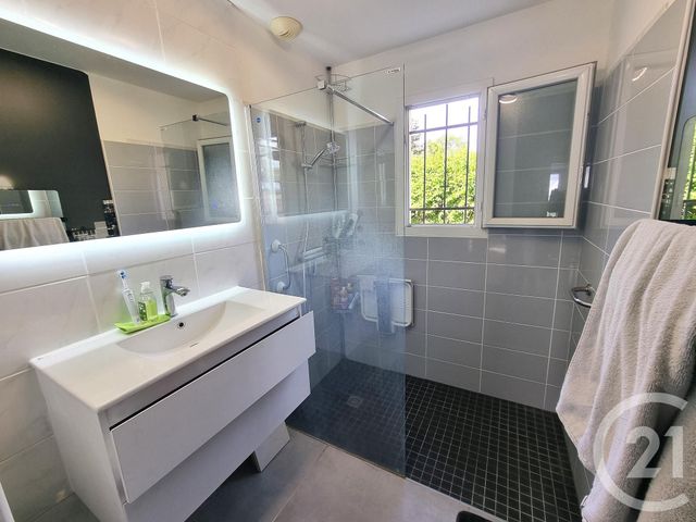 maison à vendre - 5 pièces - 110.0 m2 - COSNE COURS SUR LOIRE - 58 - BOURGOGNE - Century 21 Agence Ducreux