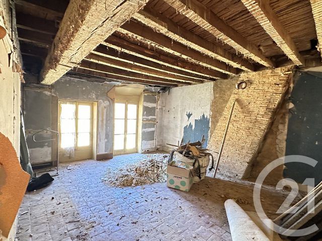 maison à vendre - 7 pièces - 77.0 m2 - ST AMAND EN PUISAYE - 58 - BOURGOGNE - Century 21 Agence Ducreux