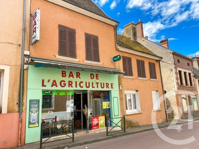  - ST AMAND EN PUISAYE - 