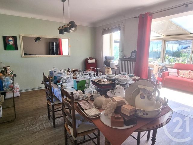 maison à vendre - 5 pièces - 90.0 m2 - ST SATUR - 18 - CENTRE - Century 21 Agence Ducreux