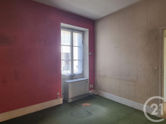 maison à vendre - 6 pièces - 103.5 m2 - ST SATUR - 18 - CENTRE - Century 21 Agence Ducreux