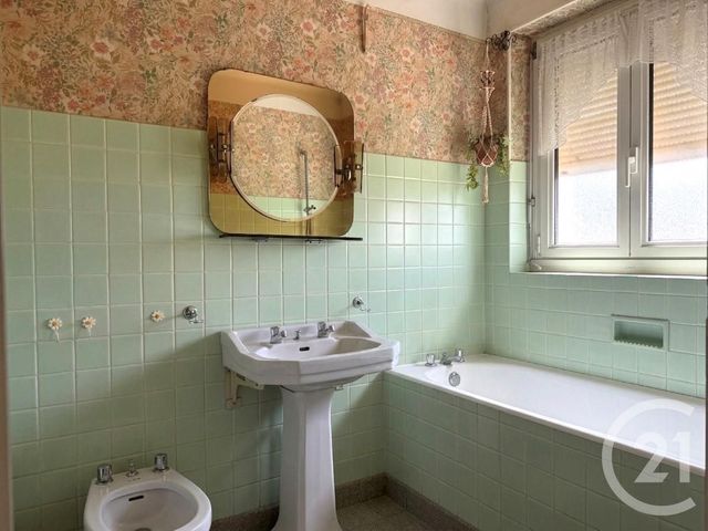 maison à vendre - 4 pièces - 82.0 m2 - COSNE COURS SUR LOIRE - 58 - BOURGOGNE - Century 21 Agence Ducreux