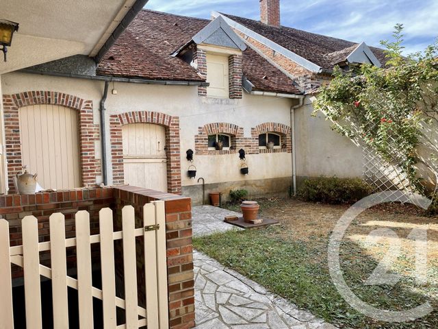 maison à vendre - 4 pièces - 107.0 m2 - ST AMAND EN PUISAYE - 58 - BOURGOGNE - Century 21 Agence Ducreux