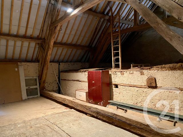 maison à vendre - 6 pièces - 128.0 m2 - ST AMAND EN PUISAYE - 58 - BOURGOGNE - Century 21 Agence Ducreux