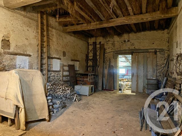 maison à vendre - 6 pièces - 128.0 m2 - ST AMAND EN PUISAYE - 58 - BOURGOGNE - Century 21 Agence Ducreux