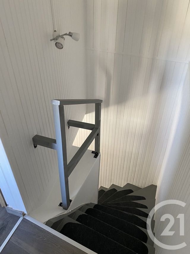 maison à vendre - 4 pièces - 80.0 m2 - SENS BEAUJEU - 18 - CENTRE - Century 21 Agence Ducreux