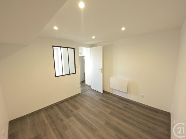 maison à vendre - 4 pièces - 80.0 m2 - SENS BEAUJEU - 18 - CENTRE - Century 21 Agence Ducreux