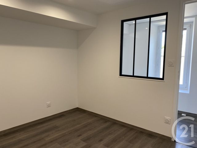 maison à vendre - 4 pièces - 80.0 m2 - SENS BEAUJEU - 18 - CENTRE - Century 21 Agence Ducreux