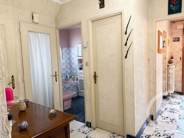 maison à vendre - 4 pièces - 82.0 m2 - COSNE COURS SUR LOIRE - 58 - BOURGOGNE - Century 21 Agence Ducreux