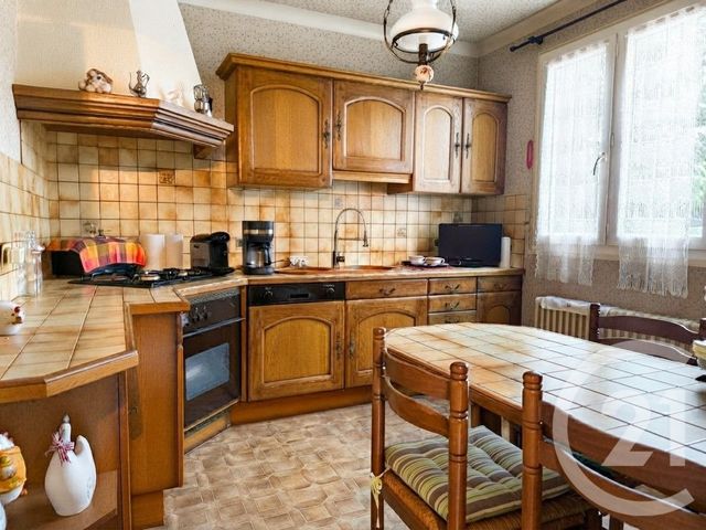 maison à vendre - 4 pièces - 82.0 m2 - COSNE COURS SUR LOIRE - 58 - BOURGOGNE - Century 21 Agence Ducreux