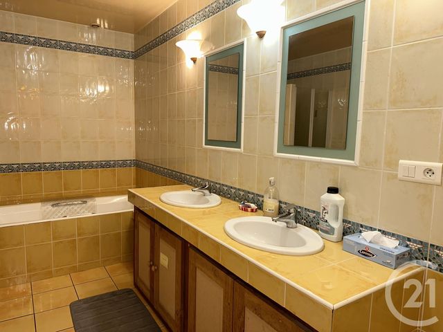 maison à vendre - 6 pièces - 227.0 m2 - COSNE COURS SUR LOIRE - 58 - BOURGOGNE - Century 21 Agence Ducreux