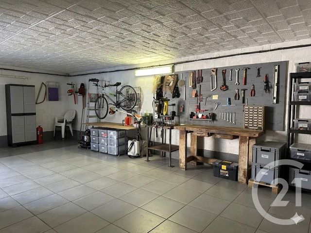 maison à vendre - 6 pièces - 227.0 m2 - COSNE COURS SUR LOIRE - 58 - BOURGOGNE - Century 21 Agence Ducreux