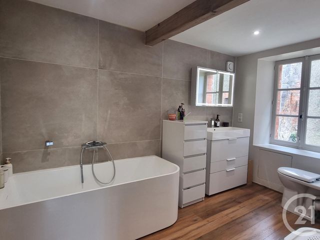 maison à vendre - 6 pièces - 150.0 m2 - SURY EN VAUX - 18 - CENTRE - Century 21 Agence Ducreux