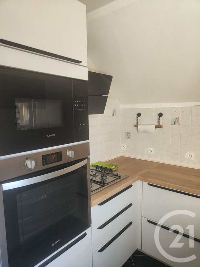 maison à vendre - 3 pièces - 88.0 m2 - JUSSY LE CHAUDRIER - 18 - CENTRE - Century 21 Agence Ducreux